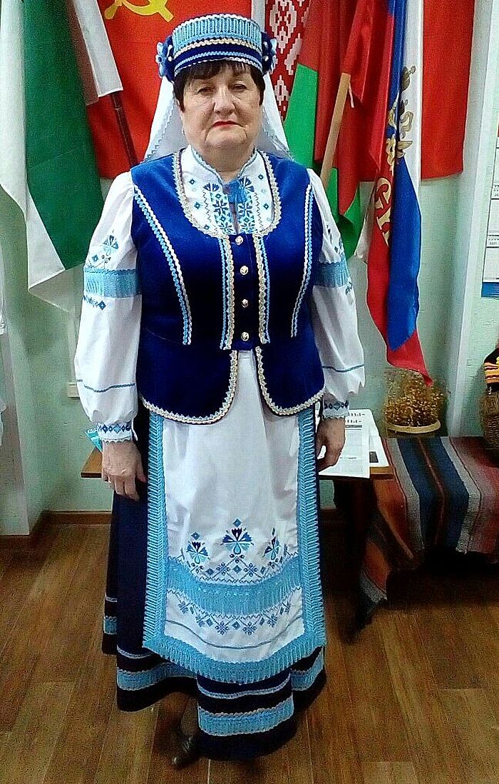 Белорусский национальный костюм передан Национальному культурному центру белорусов Зауралья «Батькавщина» - Посольство Республики Беларусь в Российской Федерации